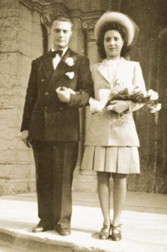 Roger Perrin et Anna Diaz 1947.jpg (43 Ko)